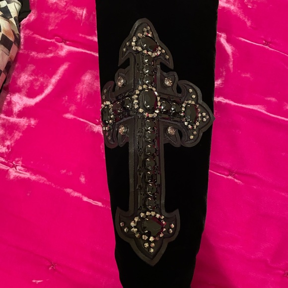 VERSACE CHRYSTAL-EMBELLISHED CROSS VELVET and LEATHER KNEE BOOTS 38 1/2 / 8.5. - Picture 3 of 12